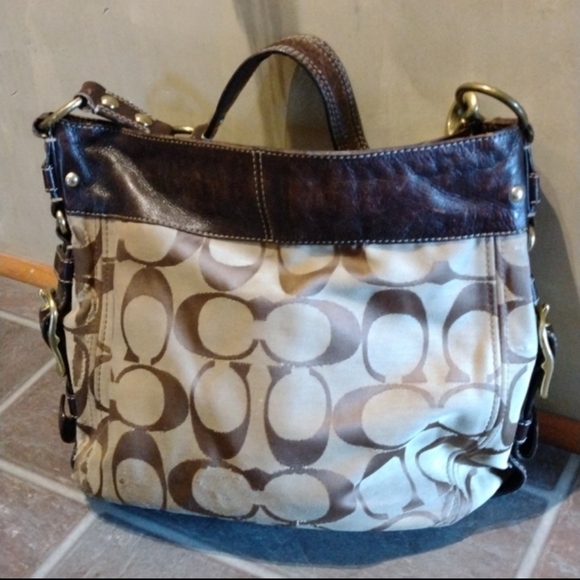 Coach 12674 Zoe Jaquard & Leather Signature Hobo Shoulder Bag - Picture 2 of 12